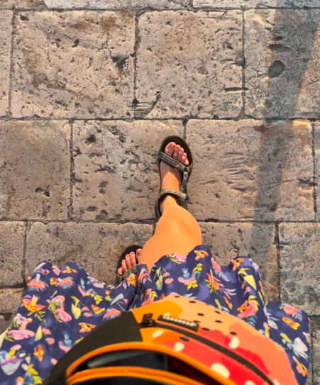 walking creative
